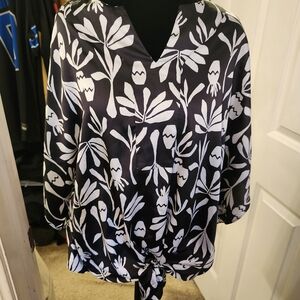 Chico's Monochrome Botanical Men's Shirt